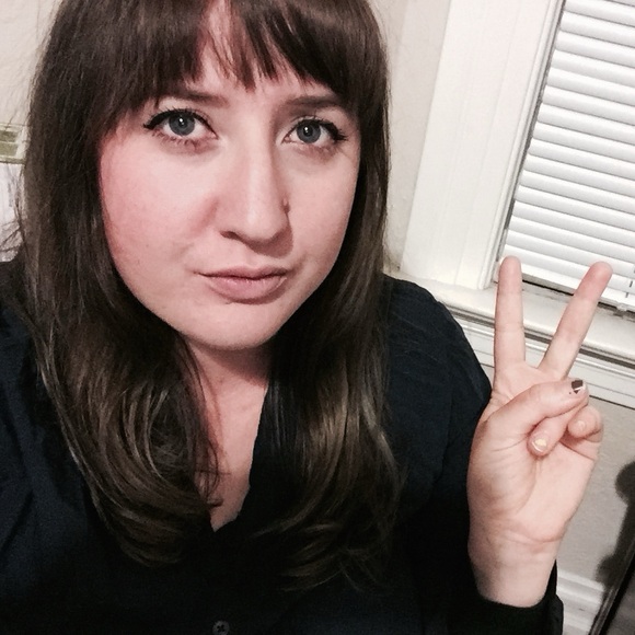 Meet your Posher, Brandy - Picture 2 of 2